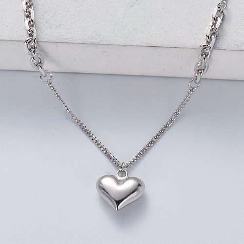 collier femme minimaliste tendance en argent 925 avec pendentif coeur couleur naturelle