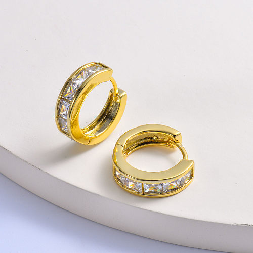 Trendy gold plated with crystal round women stud earring