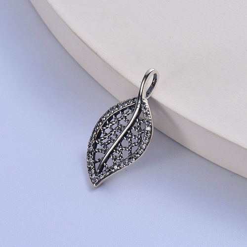 leaf shape natural zricon stone trendy 925 silver pendant