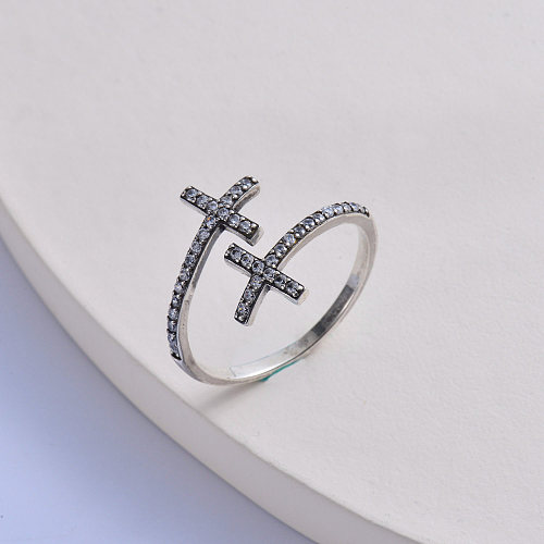 anel feminino de prata 925 moderno com cruz de cristal