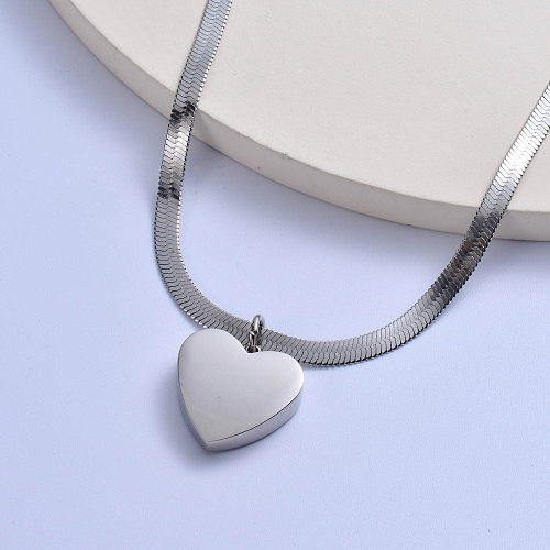 Trendy 316L stainless steel with snake chain with heart pendant women necklace