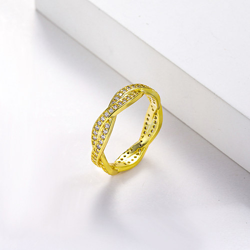 anillo de mujer de latón chapado en oro con circonitas para boda