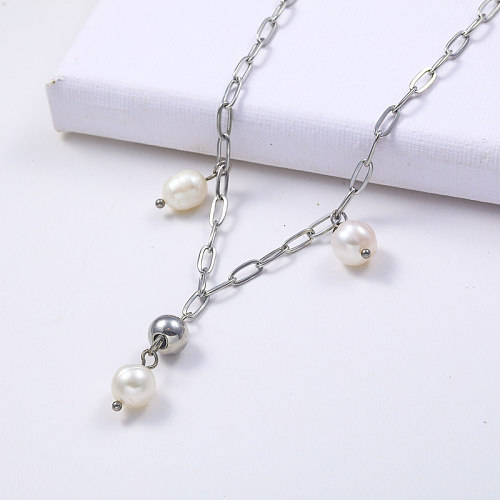 trendige Damenkette aus Edelstahl mit natürlicher Perlenkette