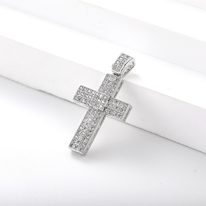 pendentif croix en laiton plaqué argent avec zircone