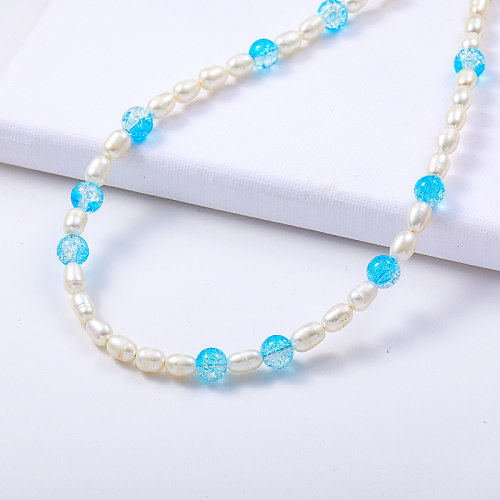 collier asymétrique en acier inoxydable avec pierre d'opale et perles naturelles