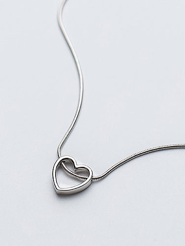 Colar de prata S925 em forma de coração oco elegante