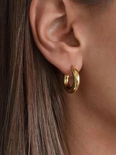 Stainless steel Geometric Trend Huggie Earring