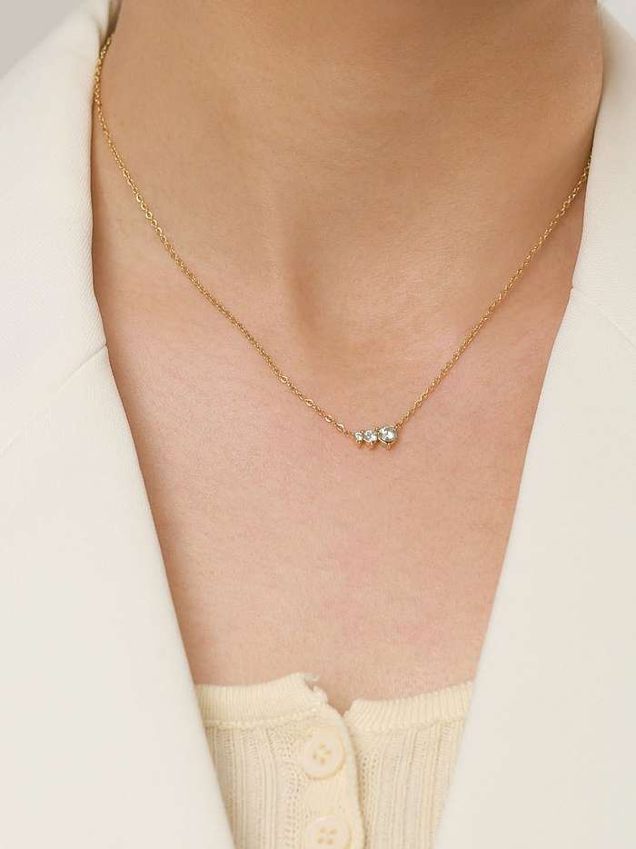 Minimalistische Halskette aus Edelstahl mit Zirkonia-Herzen
