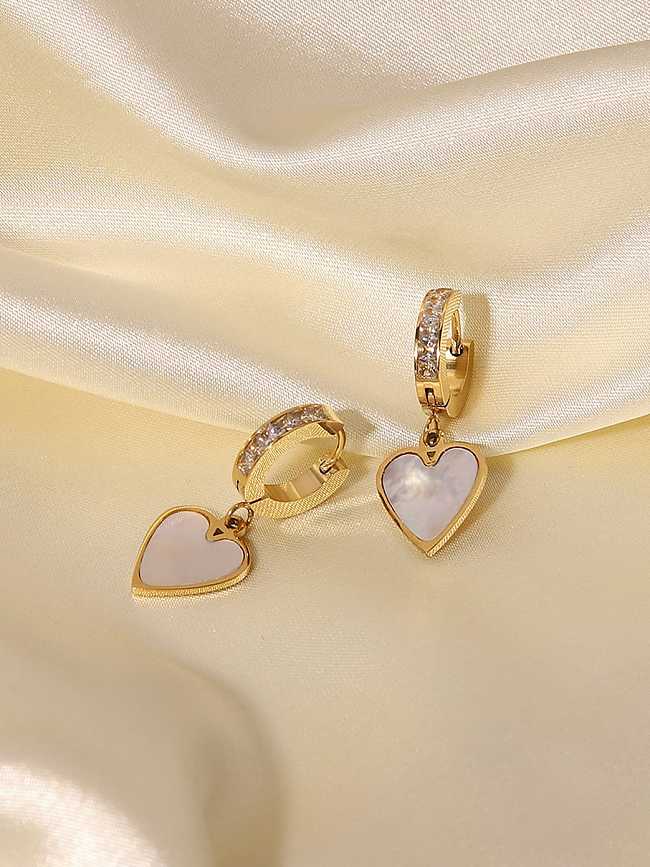Boucles d'oreilles Huggie vintage en forme de cœur avec zircone cubique en acier inoxydable