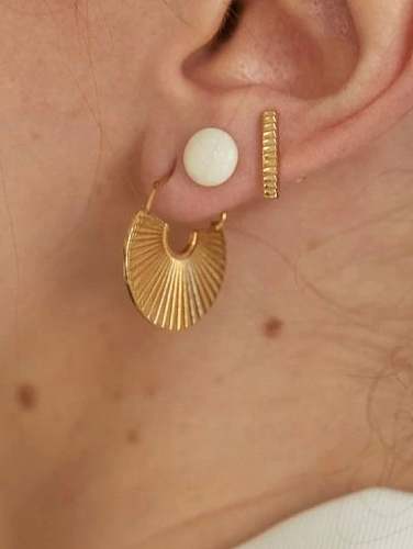 Stainless steel Geometric Vintage Huggie Earring