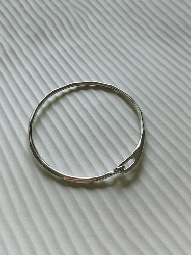 Pulseiras de prata esterlina 925 com banhado a platina simplista irregular tamanho livre