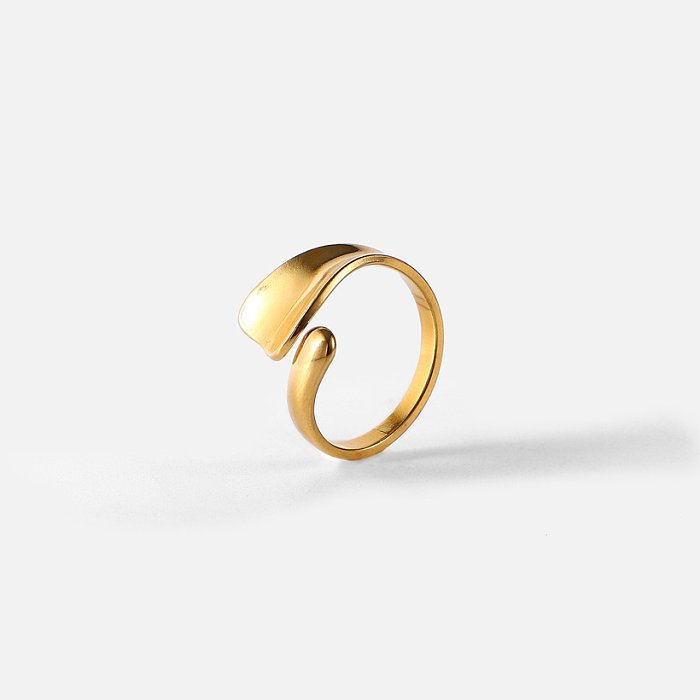 Anillo geométrico de anillo abierto de forma especial de acero inoxidable chapado en oro de 18 quilates europeo y americano