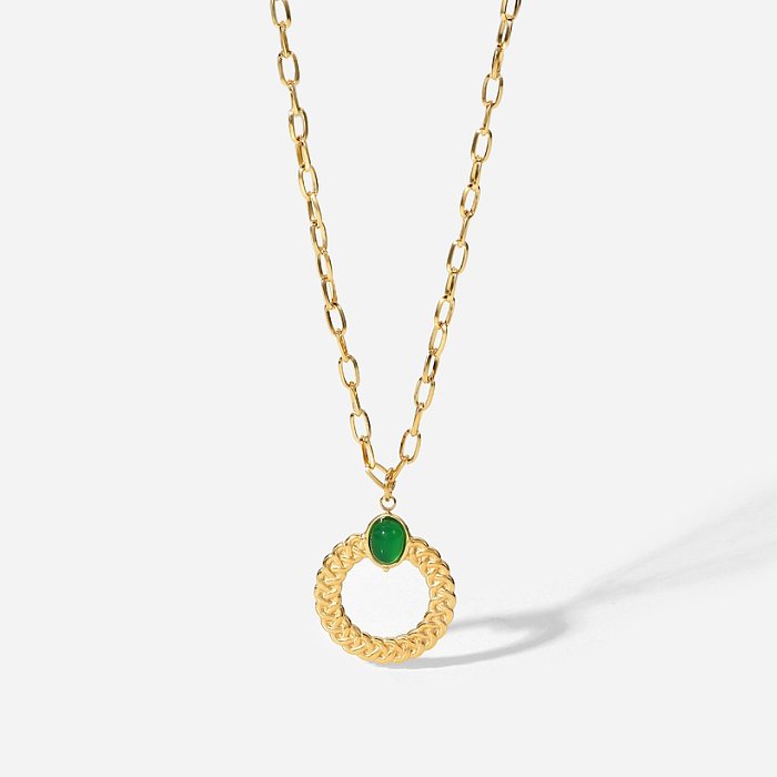 Collier en acier inoxydable en or 14 carats avec anneau torsadé et croix en agate verte incrustée