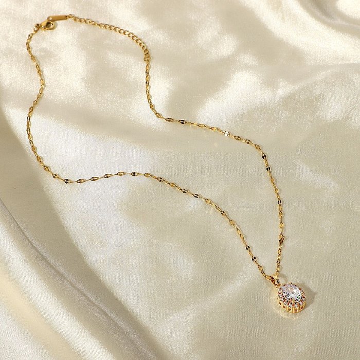 Nuevo collar con colgante de circonita cúbica blanca ovalada de acero inoxidable chapado en oro de 18 quilates