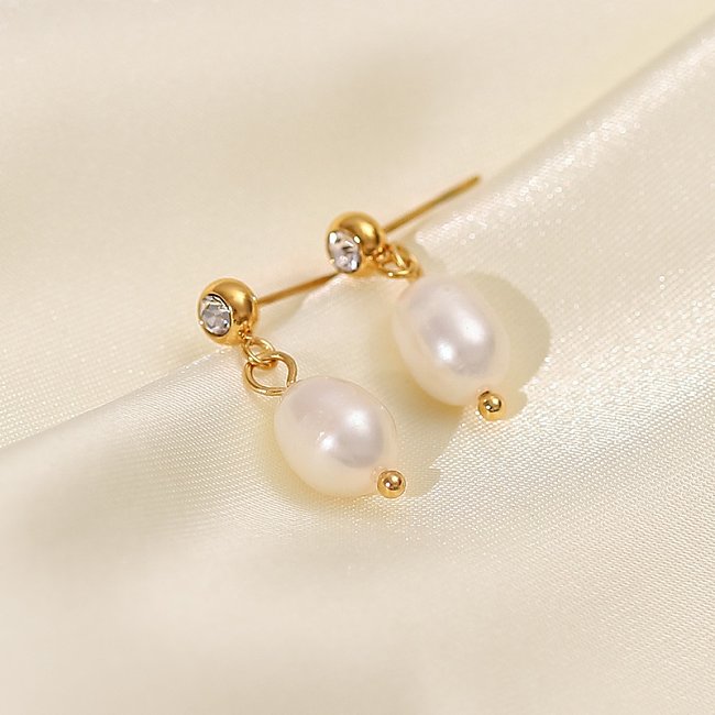 Pendientes colgantes de acero inoxidable con diseño geométrico elegante Pendientes de acero inoxidable con perlas chapadas en oro