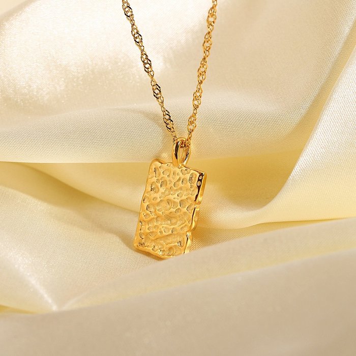 colar de aço inoxidável quadrado banhado a ouro com pingente de colisão vintage