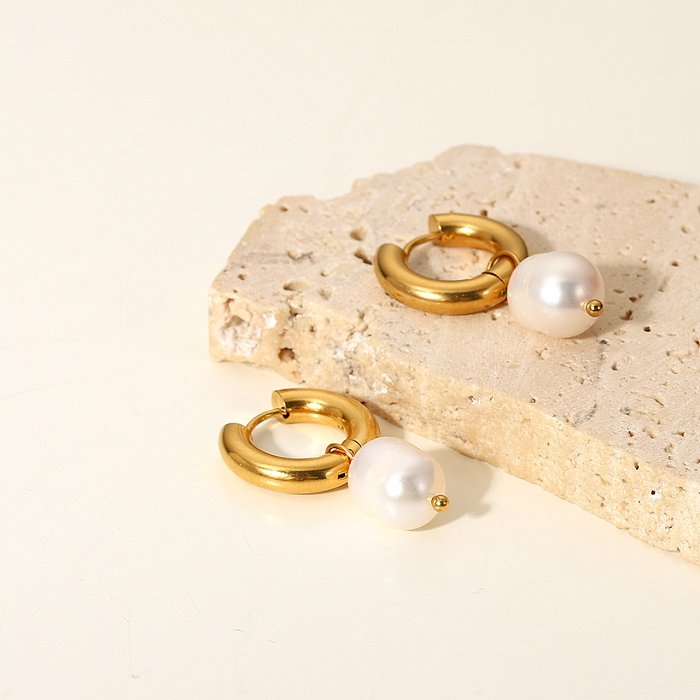 Pendientes de patrón geométrico de acero inoxidable a la moda, pendientes de acero inoxidable con perlas artificiales galvanizadas