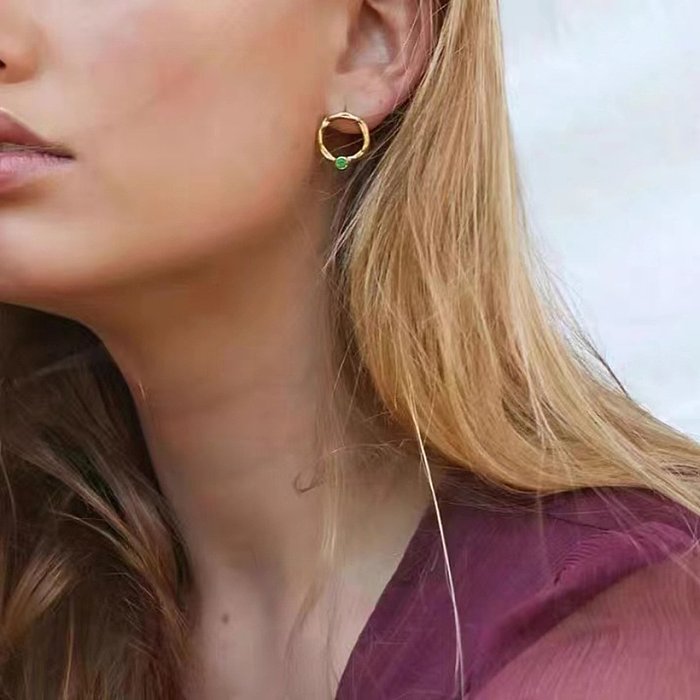 Einfacher Stil geometrische Edelstahl-Ohrstecker vergoldete Zirkon-Edelstahl-Ohrringe