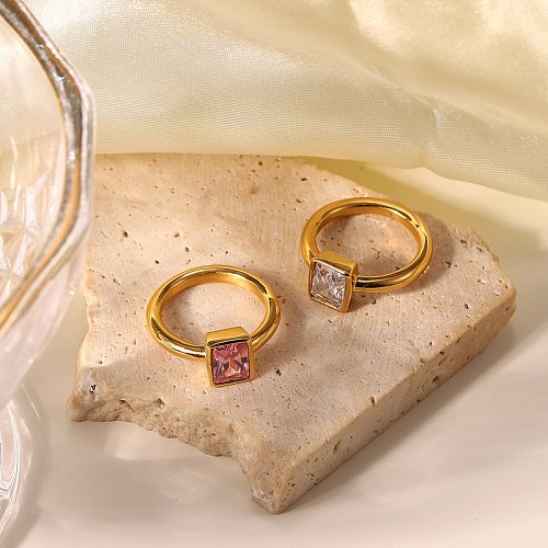 Anel de zircão rosa com borda retangular europeia e americana 18K anel feminino de aço inoxidável