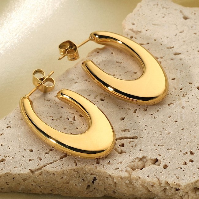 Boucles d'oreilles de style européen et américain INS Boucles d'oreilles ovales géométriques en acier inoxydable à la mode en or 18 carats