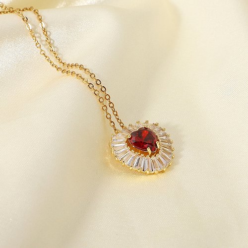 European and American Ins Internet Celebrity Red Gem HeartShaped Pendant Shiny Zircon 18K Gold Stainless Steel HeartShaped Necklace for Women