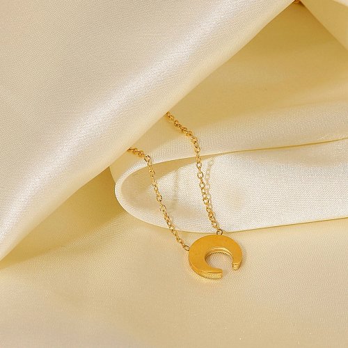 new Style Natural White Shell Crescent Shaped Pendant 18K Gold plated Stainless Steel Necklace