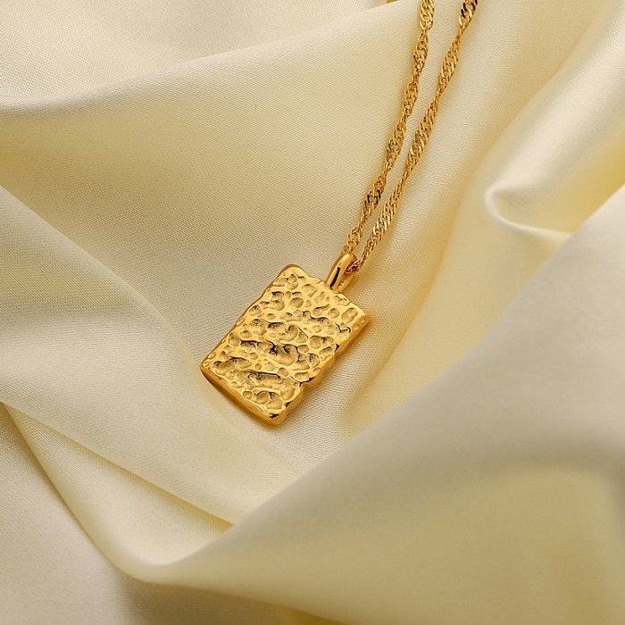 collar cuadrado de acero inoxidable chapado en oro con colgante vintage