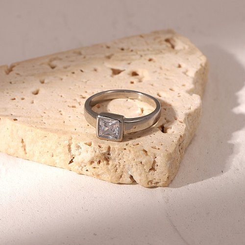 Retro design waterproof zircon stainless steel square transparent zirconia ring