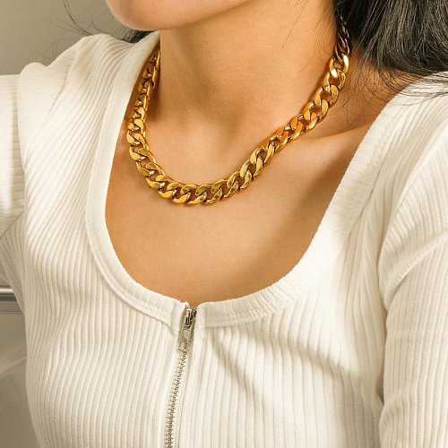 einfache große Halskette aus 18 Karat vergoldetem Edelstahl