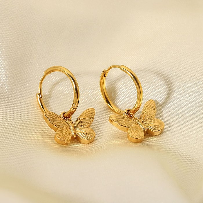 Boucles d'oreilles européennes et américaines en acier inoxydable avec papillon suspendu en plaqué or 18 carats