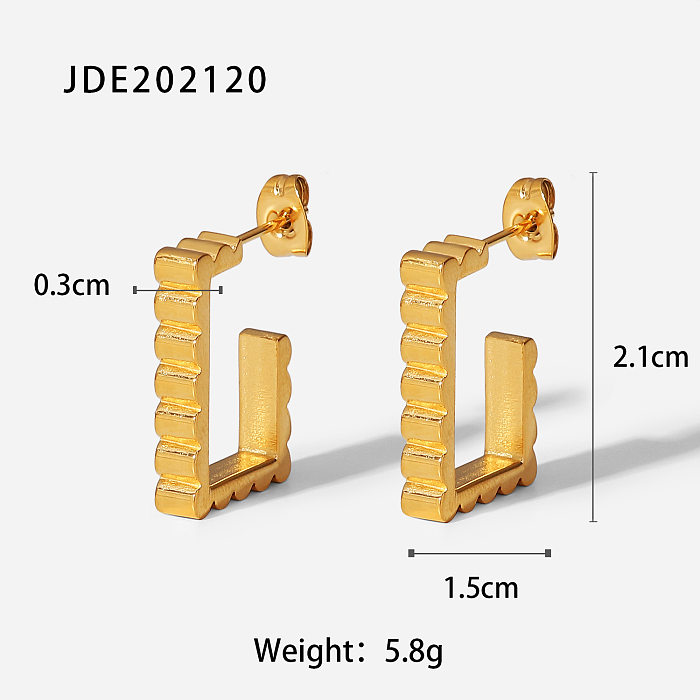 Brincos simples de aço inoxidável em forma de CS com padrão em relevo banhado a ouro 18K