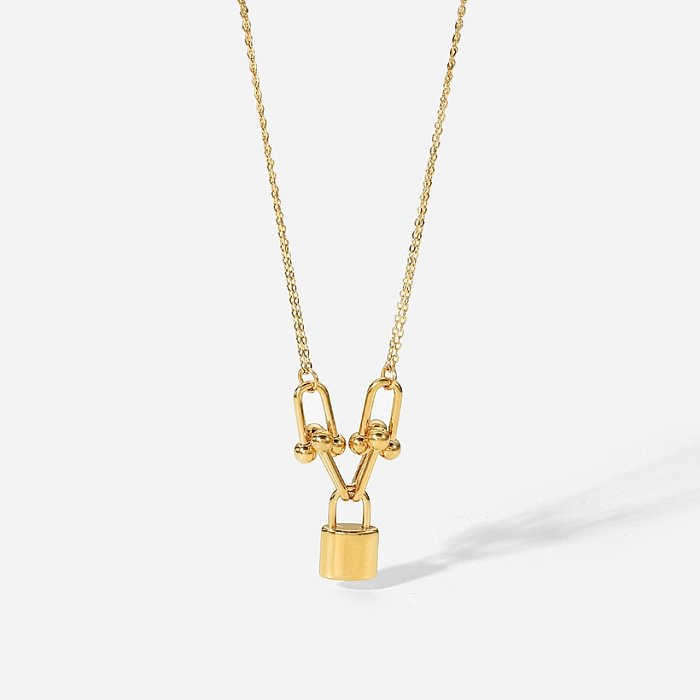 fashion stainless steel threedimensionalUshaped chain lock shape pendant necklace