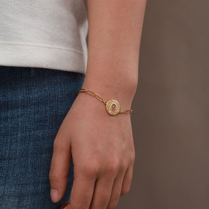 أزياء جديدة 18 كيلو مطلية بالذهب جولة العلامة التجارية مطعمة الحجر البيضاوي عبر سلسلة الفولاذ المقاوم للصدأ سوار المرأة