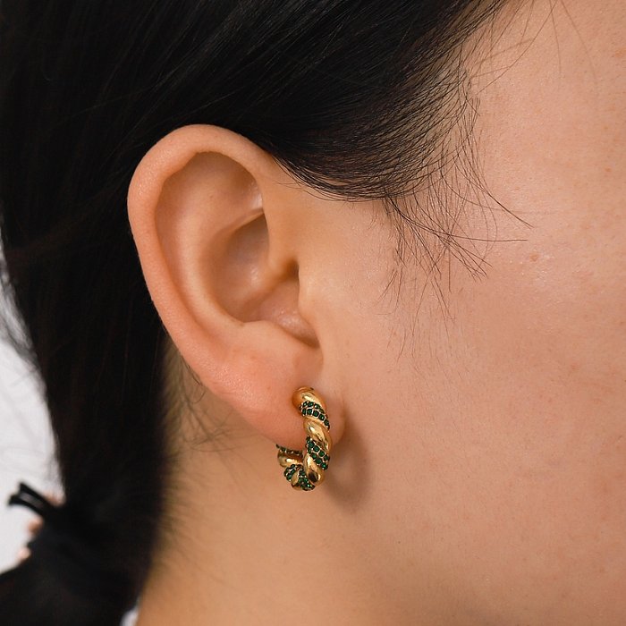 Boucles d'oreilles Zircon géométriques en acier inoxydable de mode élégante pour femmes Boucles d'oreilles en acier inoxydable plaquées