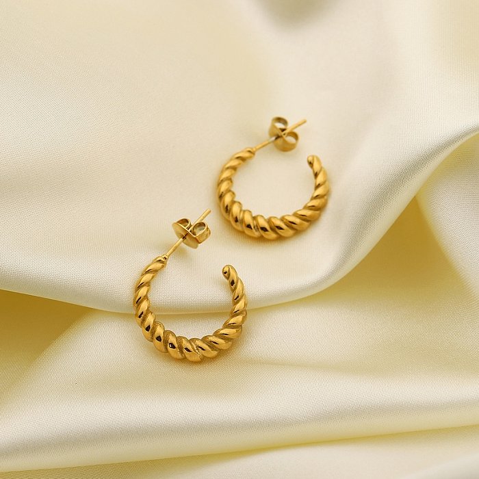 INS Neue 18 Karat vergoldete C-förmige Ohrringe Edelstahl Schmuck Mode Geometrische Titan Stahl Damen Gold Ohrringe Ornament