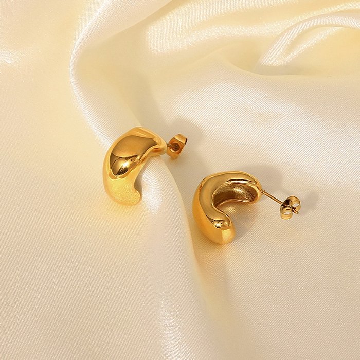Fashion New 18K Gold CShaped Twisted Cashew Stainless Steel Earrings
