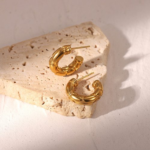 stainless steel embossed thick Cshaped earrings