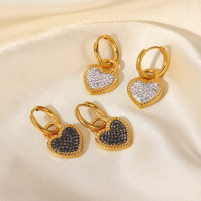 Boucles d'oreilles en acier inoxydable plaquées or 18 carats avec pendentif en forme de cœur incrusté de zircon blanc noir
