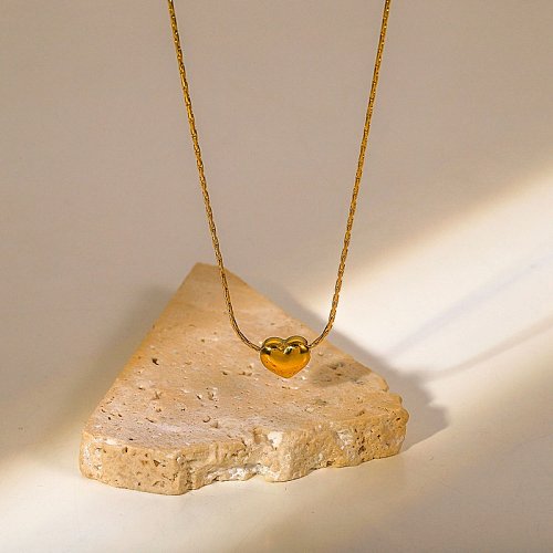 Nouveau collier en acier inoxydable avec pendentif coeur plaqué or 18 carats