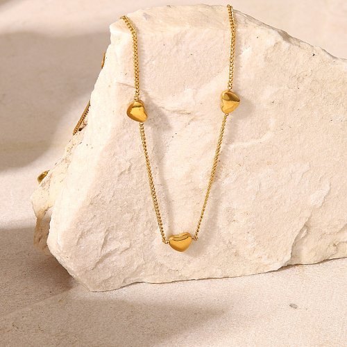 Fashion New 18K Gold Stainless Steel HeartShaped Necklace Ornament