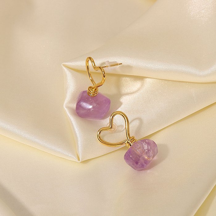 Boucles d'oreilles en acier inoxydable plaqué or 18 carats avec pendentif en pierre violette irrégulière en forme de coeur creux