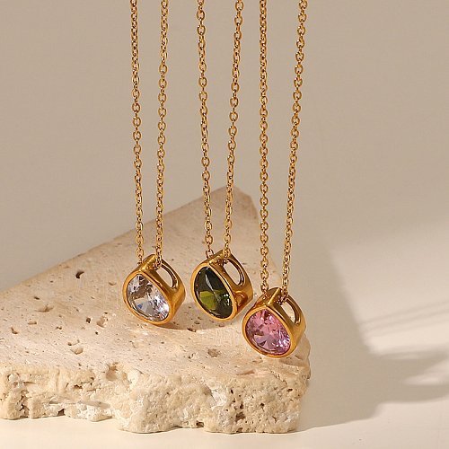 Accessoires de bijoux de collier en acier inoxydable pendentif en forme de goutte romantique en zircon