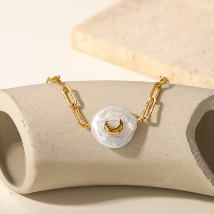 pulsera de acero inoxidable chapado en oro de 18 quilates con cadena de hebilla cruzada de perla con incrustaciones de media luna creativa