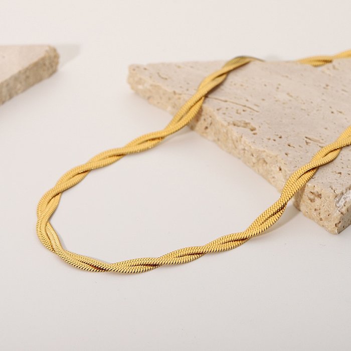 Großhandel Schmuck einfache gekreuzte flache Schlangenkette Edelstahl Halskette Schmuck