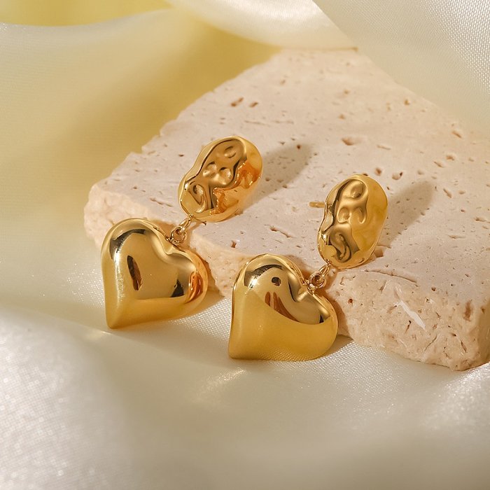 Boucles d'oreilles pendantes en acier inoxydable en forme de coeur à la mode Boucles d'oreilles en acier inoxydable plaqué or