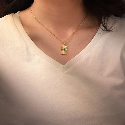 Fashion Retro Emerald Zircon Inlaid Flower Rectangular Pendant Stainless Steel Necklace