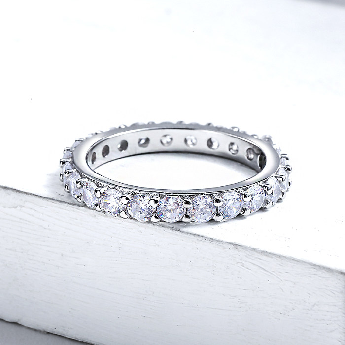 Venta al por mayor de anillos de diamantes para mujer de plata para la fabricación de joyas cerca de mí.
