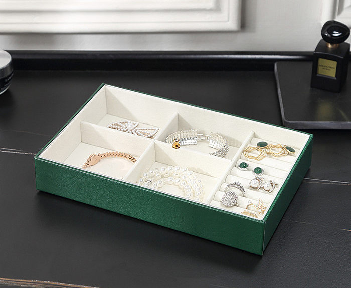 Boîtes à bijoux en cuir PU de couleur unie carrées à la mode