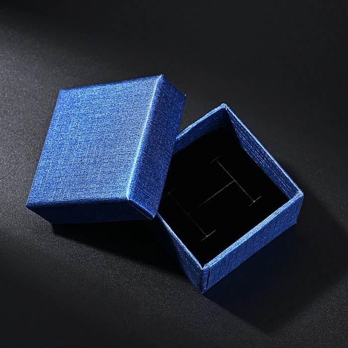 للجنسين نمط مجوهرات خواتم الأذن ترصيع قلادة التعبئة والتغليف مربع كرافت ورقة الاتجاه مجوهرات بسيطة هدية مربع بالجملة