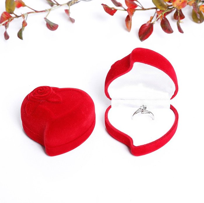 Wholesale Geometric Heart Shaped Flower Jewelry Packaging Velvet Box